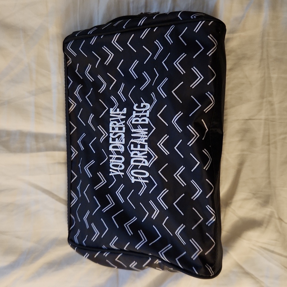 Thirty-One Water Resistant Large Cosmetic Bag